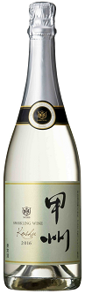 本坊酒造(株)/マルス山梨ワイナリー 本坊酒造(株)/マルス山梨ワイナリー