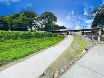 農業生産法人ロイヤルベリーズファーム(有)/NASU 661 WINE HILLS